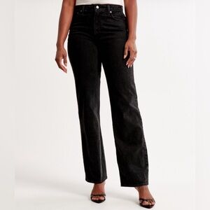 Abercrombie and Fitch 90s relaxed jean high-rise curve love.Never worn.Size 25.
